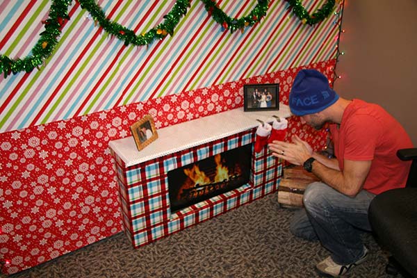 Cubicle decorating contest